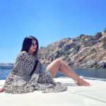 Sushmita Sen Instagram - La Dolce Vita ❤️💃🏻🎶 #sardinia I love you guys!!! 😊🌈 #duggadugga Pic courtesy my gracious friend @itsalways_ 😁🤗