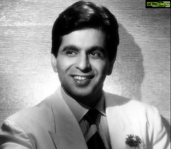 Sushmita Sen Instagram - A glorious life & a celebrated human being. Rest in peace Sir 🙏 Respect & Love for an Era called Shri Dilip kumar.🙏 Our prayers & strength for Saira ji. #Godspeed #duggadugga