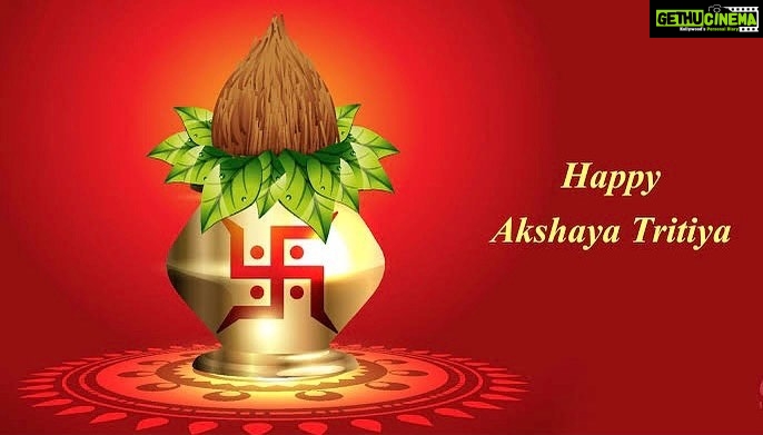Sushmita Sen Instagram - Health is the ultimate wealth 🤗❤️🙏Here’s wishing you & all your loved one a life filled with divine prosperity always!!! 😇🌈 Happy Akshaya Tritiya!! I love you guys!!! Stay blessed & remember to share your blessings!! ❤️ #duggadugga 💃🏻