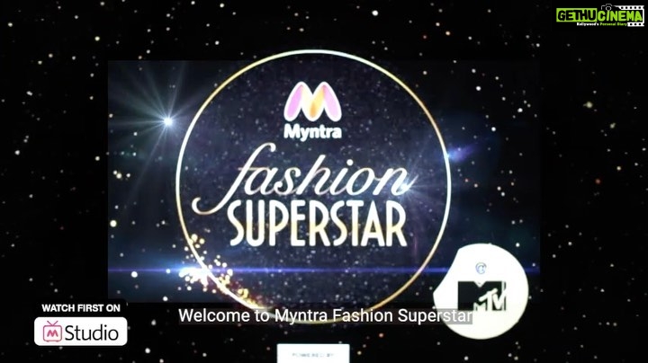 Sushmita Sen Instagram - The Grand Finale is live! πππ€Woh pal jiska hum sab wait kar rahe the...is here!!!ππ» Who will influence the judges? Head to #MyntraStudio now to watch the final episode!β€οΈ @myntrafashionsuperstar @myntra @mtvindia #DoubleTheConversation #MFSChangeTheConversation #MyntraFashionSuperstar #MFSFinale