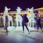 Sushmita Sen Instagram - #glowinginthedark 😁🥂💃🏻❤️ “EVERYTHING IS POSSIBLE” As long as we celebrate HOPE... nothing can mask our happiness!! 👊😇😁 A big warm & collective hug from my cubs & me...to all you loveable souls who never gave up & didn’t allow me to either!! 👊🤗🌈💋 I LOVE YOU GUYS!!! THANK YOU!!!🙏😇😍 To us...Salute!!! #sharing #happiness #love #gratitude #patronus 😁🥂#duggadugga ❤️