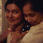 Sushmita Sen Instagram - Happy Mother’s Day!!! 🤗❤️💃🏻 God’s greatest gift to life…God’s own ability to nurture!!! Deepest love & Respect to all Mothers always!!!😇😍 Thank you for being my ROCK Mom, Maa, Amma @subhra51 @pritam_shikhare #shobhaprasad ❤️❤️❤️ #blessed #duggadugga 😇 I love you guys!!!!💋