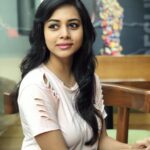 Suza Kumar Instagram - September 🌸 My fav month of the year ♥️💃🏼 Have a blessed month ahead ✨💛☺️ . #september #favmonth #birthdaymonth #goodvibesonly #livelovelaugh ✨🧡