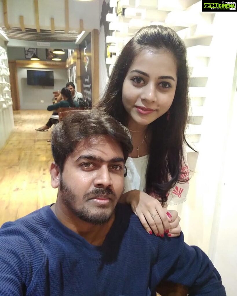 Suza Kumar Instagram - Happy birthday vasanth 🥳 🎊🎉 Every memory I had with u is the best one 🤦🏼‍♀🤣❤ if it wasn’t for u I wouldn’t believe ’frndship lasts lifetime’ ♥ . . The best friend one could have both the worst and the best times 😊😇☺🧡 Have a rocking blessed year panda 🐼 always by ur side to many more memories with u 👫☺✨ . #pandafamily #bestfriendgoals #birthdayboy🎉 #memoriesforlife #lovelife ✨☺💗