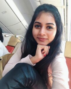 Suza Kumar Instagram - SINGAPORE 🇸🇬♥️✈️☺️
After a long time travelling with my mom and Dad 💗💃🏽😍
#traveldiaries #singapore #shorttrip #livethelifeyoulove #lovethelittlethings #happygirlsaretheprettiest 🧡😊✨