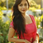 Suza Kumar Instagram - Wishing u all a beautiful Diwali ✨😊😘filled with love ,light and laughter❤️😍😁..have a safe and colourful Deepavali ✨💫💥#happydiwali #festivaloflights #familylove #stayblessed #staysafe #happiness 💕✨💫