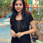 Suza Kumar Instagram - Dora and me 👭🐒💕 Did u guys find Dora 😆😛🧐 . #onelife #liveeverymoment #letgoofthepast #livethelifeyoulove #stayhappy #liveyourbestlife 🧡✨