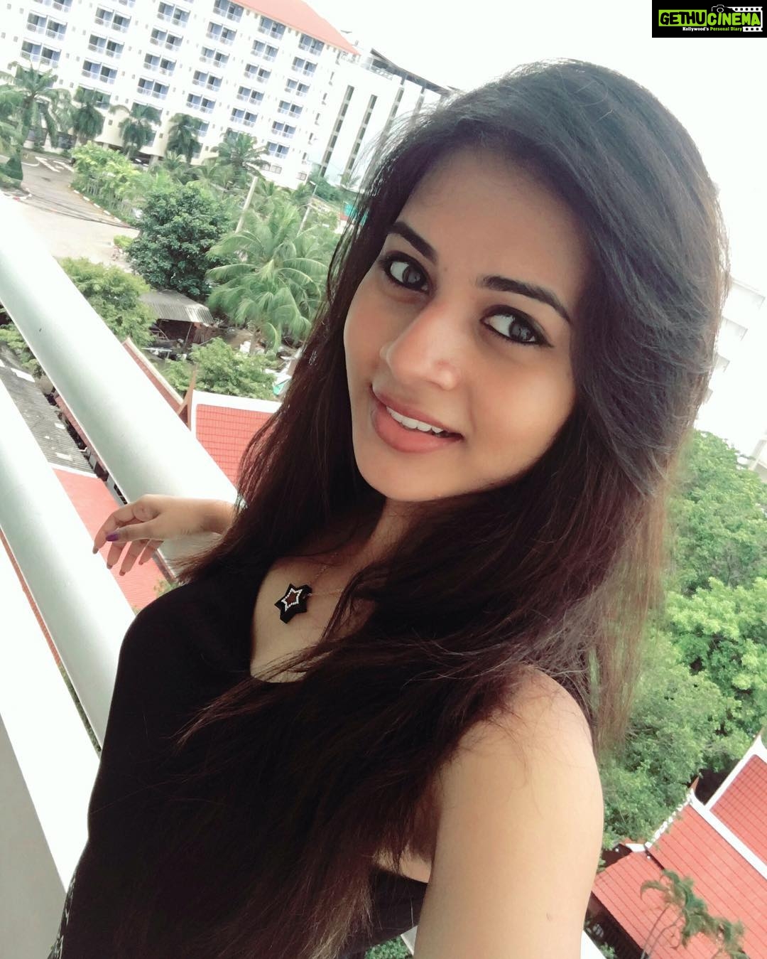 Suza Kumar Instagram - Morning views like this 😍❤happy morning everyone 😊💗 #positivevibes #beautifulview #happymorning #lovelife ✨