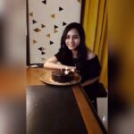 Suza Kumar Instagram - A very beautiful throwback from last month Sep 16 ♥️ Just to remind myself nd also you guys to choose happiness no matter what 🥰 . Emotionally have been going through a lot of ups and downs recently but this day is very spl coz of few close ones who put an extra effort to make me happy 🧚🏻‍♀️✨ . So whenever I’m low and sad I’m gona see this video nd remind myself how happy I can be if I want too 🙈😛! (Yup saying to myself 😆) . . Only we can decide to be happy or get sink in the past or for the things which hve to let it go sooner or later 🧚🏻‍♀️ Choose your happiness no matter what for yourself ♥️ . Nd thank you @varunsabs for this beautiful video nd also fr being part of it ☺️✨ . #choosehappiness #youdeservetobehappy #thingswillgetbetter #staypositive #lifeisbeautiful ♥️✨😊