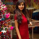 Suza Kumar Instagram - Colours that add more meaning to our life 💖✨ . Happie #vinayagarchathurthi all 😊😇 may all the success reach u with his blessings✨♥️stay blessed with family and Frnds and have a great day 🧡✨ . #ganeshchaturthi #festival #blessed #ethniclove #happiness ❤️✨☺️