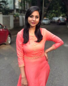 Suza Kumar Instagram - This beautiful dress 👗 from @poshe_mode ❤️✨
.
📸 @dani_cliff_92 🐵
.
#staypositive #holdon #lifeisbeautiful #liveyourbestlife 💕✨
