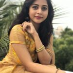 Suza Kumar Instagram - Never expect or depend on someone to make u happy ❣️🤷🏻‍♀️ Happines lies within you . Find yourself, knw ur worth nd find your happiness by finding the real you ♥️ Trust the process and hold one ☺️✨ . #happinessisachoice #trusttheprocess🙏 #holdon #lifelessons #knowyourworth #livelovelaugh 💫🧡