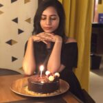 Suza Kumar Instagram - Itz just a very spl b’day ❤️🥰 Thank u guys for making it more spl with ur lovely wishes and happy happy vibes 😘 what more I need than to see so many lovely msges when I wake up and being with the ppl who love me ,who took some extra step to make me happy and spl today 🥰♥️ #pampered I love u guys more . . Stay happy all and let’s live the life we love and create more memories to treasure 😘❤️ . #birthdaygirl #september16 #positivevibes #letsstartfresh #septemberbaby #lovelife #grateful ✨🌸