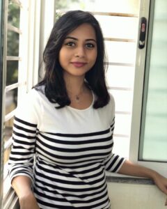 Suza Kumar Instagram - Chop chop 💇🏻‍♀️ Short hair ♥️
.
I always wanted to try short hair but my parents told me a big NO,and I became more and more curious to try it out lol 🤷🏻‍♀️
So I just went to have a normal trim but then I ended up going short for this year to give it a change for me and my life 😆🤪🤣
.
Not sure if I like it or not but I’m happy that finally I get to do it nd break my fear of it ☺️🥰🧡
.
#shorthair #chopchop #latepost #trysomethingdifferent #livethelifeyoulove #shineon ✨😊❤️