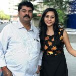Suza Kumar Instagram - Happy birthday Appa 🥰🎊🧡 U be my everything nd more ♥️☺️ Always blessed that I hve you 👨‍👧 My biggest gift 🎁 💝 Stay blessed nd happy ☺️ . #daddyslittlegirl #mydad #myking #blessed #lifeisbeautiful #happybirthdayappa #happygirlsaretheprettiest 💃🏼☺️♥️😘