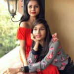 Suza Kumar Instagram - My azhagi ♥️ One absolute adorable monkey crazy soul 🤣i ever met 😍 Nila, u just don’t knw how blessed ur that u get to knw me bcoz only Sumone who is monkey crazy as u can deal ur crankiness 😆😝♥️ Itz just so hard to put Gud words abt u 🤣 . Ps-I wanted to save this pic fr ur spl day 🤪 but then I just can’t wait to post this epic pic of us thinking that we gave an epic pose ,we assume ourself and laugh 🤣🤣😝 . Love u 💋 . . #sisterlove #friendslikefamily #nila #littlethingsinlife #grateful #happysoul #lovelife ✨🧡