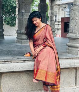 Swagatha S Krishnan Instagram - Ayudha poojai sirappu .. Pudavai vibes 😎 📸 @pyaanka