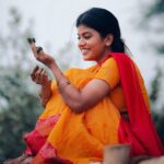 Swagatha S Krishnan Instagram – மருதாணி சிவப்பா வெட்கம் சிவப்பா ♥️ Shot by the brilliant @karthikha_photography mua @bhairavimakeoverartistry #maduraikaari #oorkaaraponnu #actor #singer