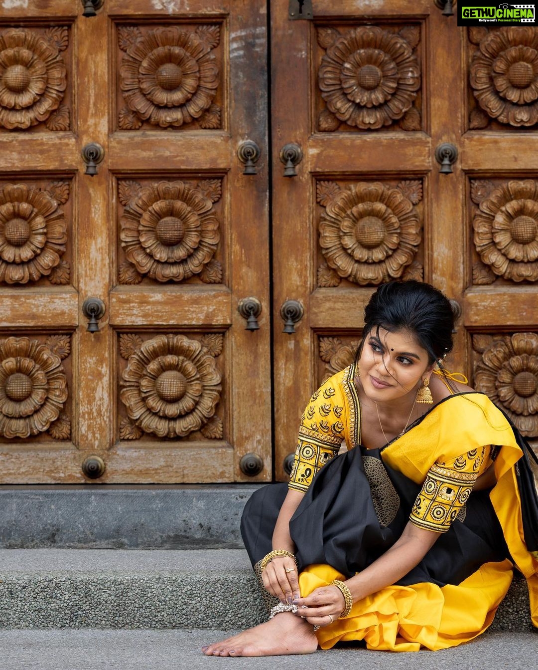 Swagatha S Krishnan Instagram - This was such a memorable shoot for many reasons. Firstly for the wonderful @milarajmakeup s talent, for keeping my skin tone intact and giving me my favourite kind of flawless makeup. This gorgeous saree in black and yellow from @kanchi_divine_collection , the wonderful @saransphotography on the camera , Mallipoo in malaysia from @sanas_garden and @raj_kumar_8211 for the impeccable hospitality and welcome ! Cant thank you guys for making me so comfortable throughout the shoot . Cant wait to be back in malaysia to see you all ♥️