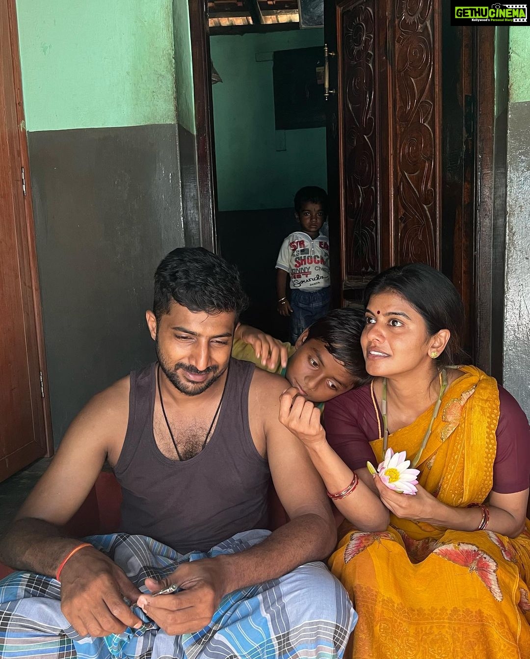 Swagatha S Krishnan Instagram - Almost a year back, director @rajrajan17 met me while in hyderabad when he narrated this beautiful story he had written under the title “born yesterday”. I melted right then. He saw his lechumi in me. He was more confident in me than i myself was. I remember asking him again and again if he was sure and everytime, He said “Yes Swagatha” while giving me that wide smile. Im super glad I signed up for Born Yesterday(temporary title). After months of travelling with his story and lechumi, here we are shooting in kovil paapakudi, a village in madurai. Such joy to be Working with the amazing @iaravinthsundar and the talented kids Vijay, Tarun, Sudharshan & tamizharasu. Congratulations to this amazing team of producers at @isai_talkies . Cant wait to show you all this beauty . @btrcall_sol @thedeadcancer @gavarilo @pri_rolling @kinder_joy_mathew @rohitdop @sundar_g_pandi @mr.gnani_official @a.d.vignesh @athipan212 @proyuvraaj #bornyesterday #inspiredbyatruestory #lechumi