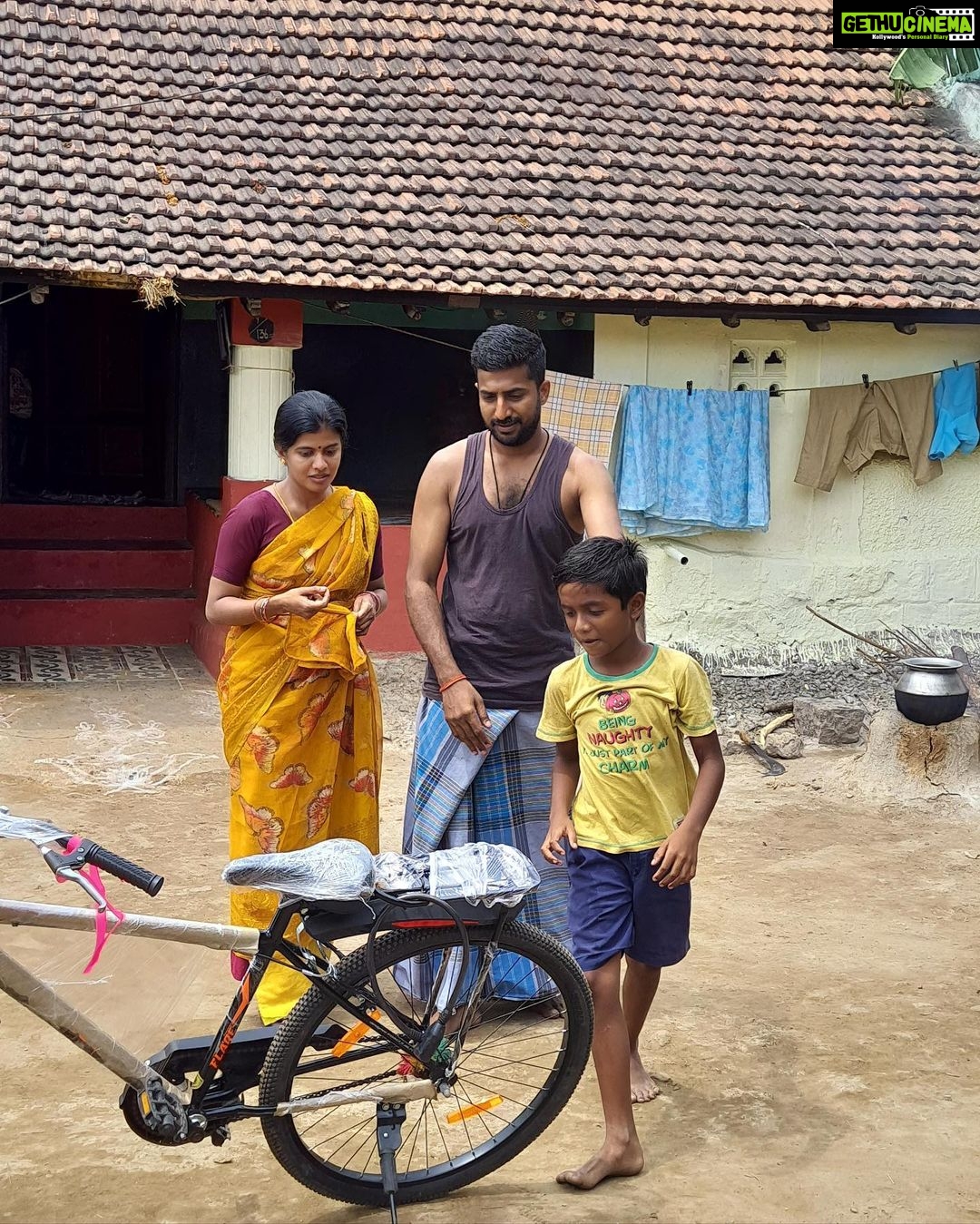 Swagatha S Krishnan Instagram - Almost a year back, director @rajrajan17 met me while in hyderabad when he narrated this beautiful story he had written under the title “born yesterday”. I melted right then. He saw his lechumi in me. He was more confident in me than i myself was. I remember asking him again and again if he was sure and everytime, He said “Yes Swagatha” while giving me that wide smile. Im super glad I signed up for Born Yesterday(temporary title). After months of travelling with his story and lechumi, here we are shooting in kovil paapakudi, a village in madurai. Such joy to be Working with the amazing @iaravinthsundar and the talented kids Vijay, Tarun, Sudharshan & tamizharasu. Congratulations to this amazing team of producers at @isai_talkies . Cant wait to show you all this beauty . @btrcall_sol @thedeadcancer @gavarilo @pri_rolling @kinder_joy_mathew @rohitdop @sundar_g_pandi @mr.gnani_official @a.d.vignesh @athipan212 @proyuvraaj #bornyesterday #inspiredbyatruestory #lechumi