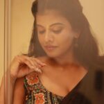 Swagatha S Krishnan Instagram – 🌻photography @hakunamatata_sai makeup & Hair @anjusartistry