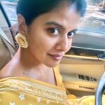 Swagatha S Krishnan Instagram – Adiyaathi idhu enna feel u 🙃😋🙈 #selfie #saree