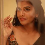 Swagatha S Krishnan Instagram – 🌻photography @hakunamatata_sai makeup & Hair @anjusartistry