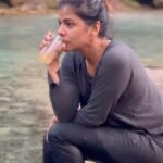 Swagatha S Krishnan Instagram - Somedays are challenging. Somedays are heartbreaking. Somedays are exhausting. When at the verge of breaking down, I get a call and a voice says “you are a hero and we got this”. It was one memorable day with friends , this beautiful rishikesh and Zara ♥️ அத்தனைக்கும் பிறகு ஒரு பூ பூக்கும் நண்பா #love #thankyou