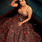 Swathishta Krishnan Instagram - Lehenga is headed for world dominance🥻 . . . Wearing @_.rubeenavogueofficial._ Mua @vishaa_hairandmakeup Hairdo @anu_hairstylist_sareedrapist Shot by @mikkie_photographhy EC @sabu.dxb Jewellery @fineshinejewels
