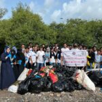 Tanishaa Mukerji Instagram - The only way I know how to celebrate the Independence Day of our great nation! Jai Hind! 🇮🇳💚 cleanup drive 12th august 2023 @nss_rizvicollege @bagarka_collage @v.tibrewala @itarunrathi @mangrove_foundation @oceanbeverages