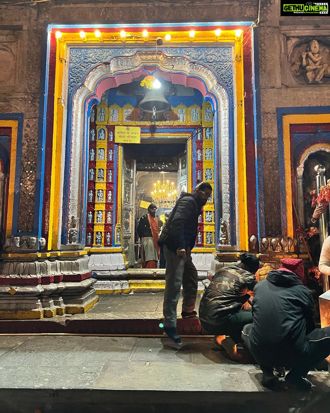 Tanishaa Mukerji Instagram - Har har Mahadev! Kedarnath ! Can there be a bigger calling a stronger pull a more profound feeling! 🙏❤️ every moment was a miracle ⭐️