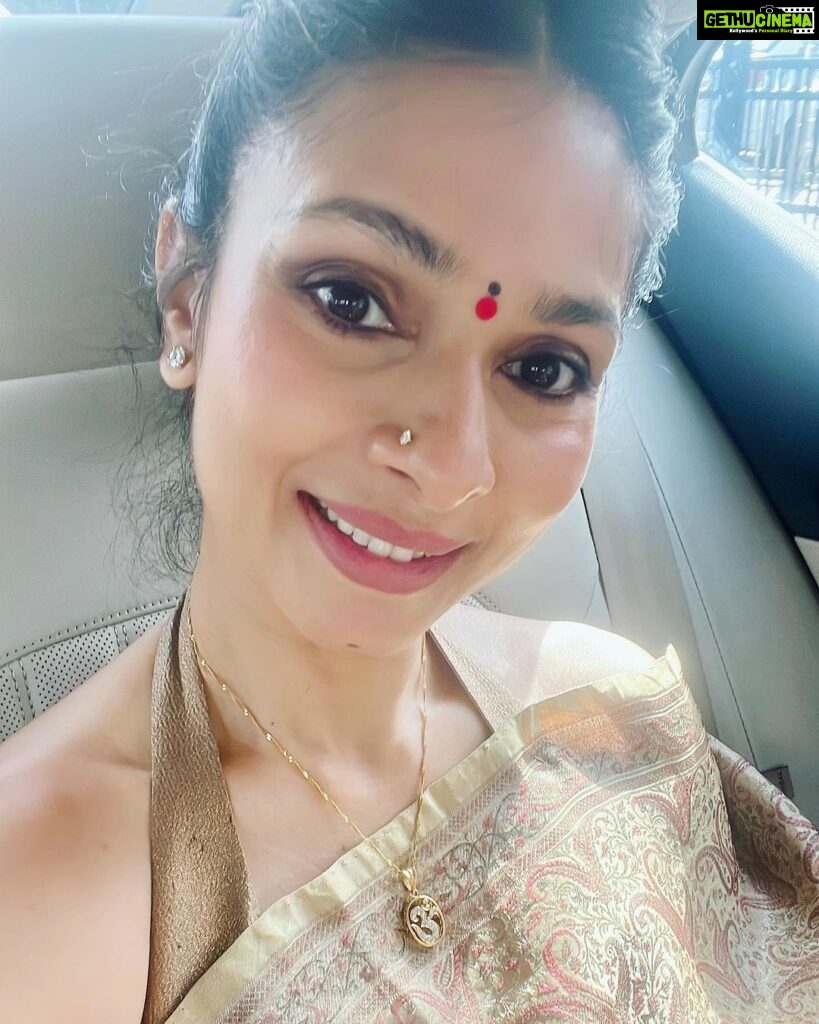 Tanishaa Mukerji Instagram - Happy Ganesh Chaturthi! 🙏✨