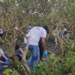Tanishaa Mukerji Instagram - NSS Unit B19 SPDT college participated in a "Coastal Cleanup Drive" organization by My Green Society at Carter Road, Bandra West, on 16th September. We collected more plastics, glass pieces and cotton and other non degradable waste were collected in approx 8 garbage bags. Total number of Volunteers: 14 8 Boys, 6 Girls The collected waste was taken by NGO for disposal. India Mumbai