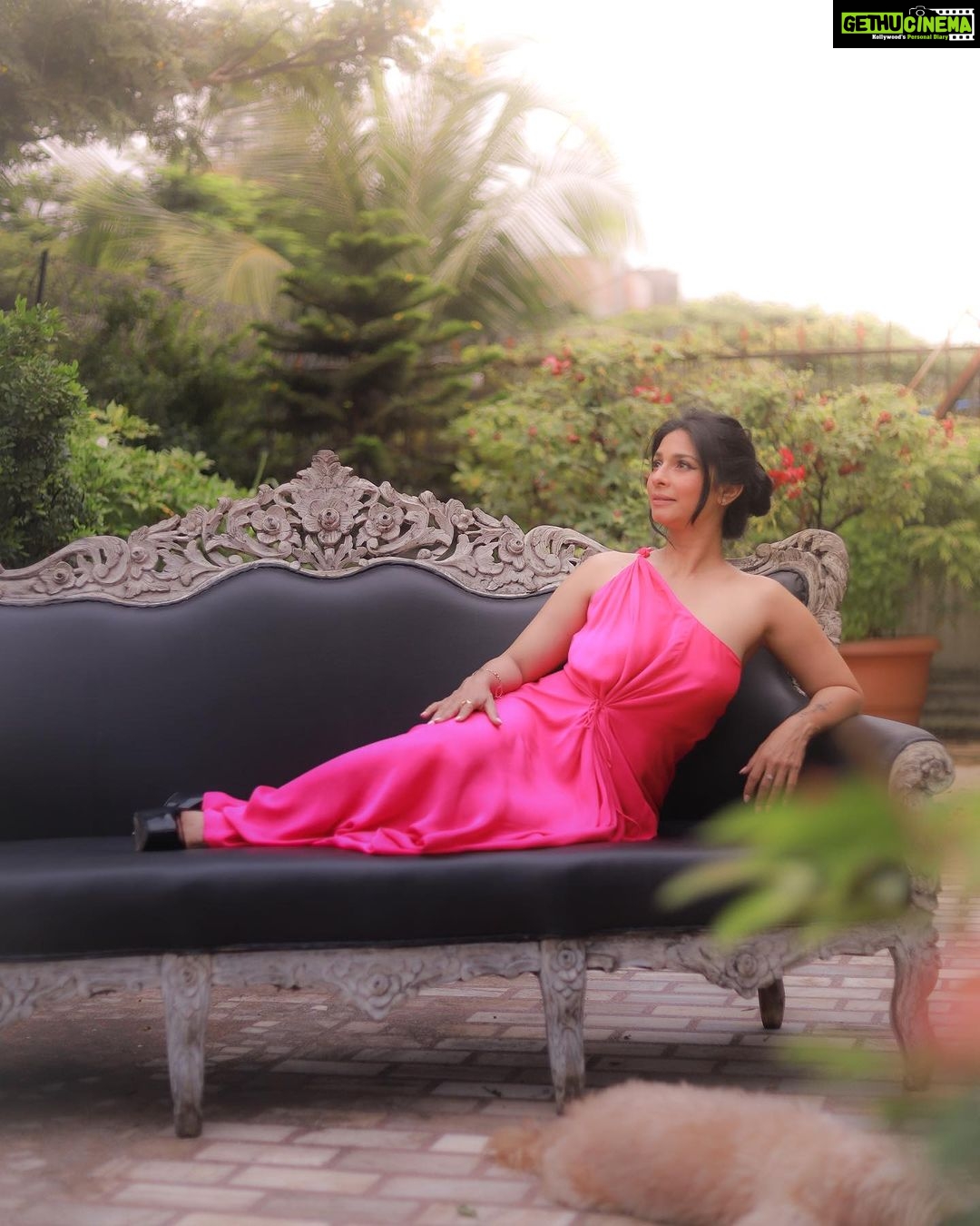 Tanishaa Mukerji Instagram - Dream! Don’t let the world stop u! ☁️✨ Mumbai, Maharashtra