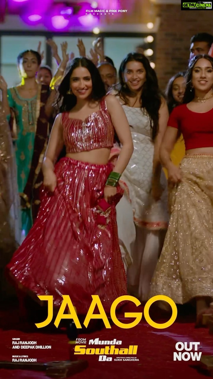 Tanu Grewal Instagram - Das ni lenghe waaliye tu kinna di kudi aaaa 😍 “JAAGO” OUT NOW ON YOUTUBE!!! @rajranjodhofficial