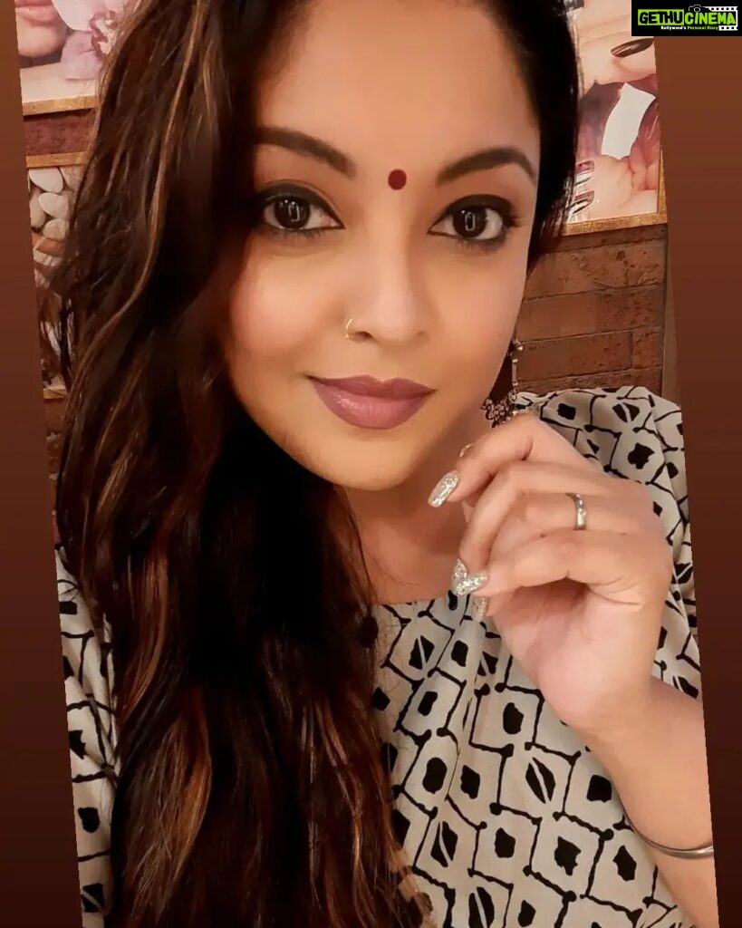 Tanushree Dutta Instagram - Rakhi Sawant had put baseless and false allegations on me in several youtube videos in 2018 and challenged me ki " Maa ka dudh piya hai toh aa mera ukhad ke dikha". 5 years later...The whole country knows her dirtiest, nastiest secrets and all illegal activities, non payment of dues, theft and fraudulent deals. Her own husband and best friend have revealed every little dirty detail about her to the media. Her mother is dead & her brother is in & out of Jail on another fraud case. The public of India hates her & after knowing all this only suicidal self- destructive fools will work with her or marry her. Kya pata rape/ unnatural sex ka allegation kab kispar laga de gusse mein pagal hokar!! Work & marry Rakhi Sawant at your own risk. Deepak kalal ex husband says she is a She-male and another ex husband Adil Durrani has confirmed on video that she is a full on drug addict. Industry has also distanced itself because she used some big Bollywood names for committing these fraudulent business deals ( tattoo parlor fraud etc) Main kya ukhadu...law of karma ne hi bohut kuch ukhad diya. And this is just the beginning!! Today I am forced to watch all the horrendous Rakhi Sawant 2018 videos for launching a formal FIR & defamation case in detail. And I must say it gives me great pleasure to see that Rakhi has aged about 20 years in the last 5 years. She is finished!! Old age and dementia is catching up but the Godless arrogance is not gone yet. This too shall pass. Baki sab kuch bhi ukhad jayega...another 1 year... Btw...very soon nobody will even watch her videos coz she not funny anymore. There are younger and funnier people on the internet. It's getting a bit ghisa pita boring now... Let's create a new drama queen for entertainment...applications welcome!! Bhagwan ke ghar der hai par andher nahi hai...😇 Dats why I don't fight with bloody pathological liars..kis kis se ladu?? Duniya hi aisi hai..time fixes everything!! #bollywood