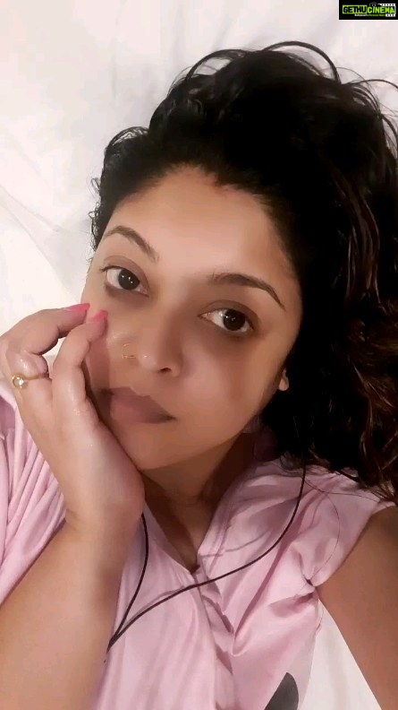 Tanushree Dutta Instagram - Today was a self- reflection day!! I skipped temple visit to think a bit. I think I'm going to make some changes & shifts. Yes...Sept- Oct- Nov will be all about a new body & new mind. Will take just a few 3 day breaks in between to visit some long cherished spots. Dats all..