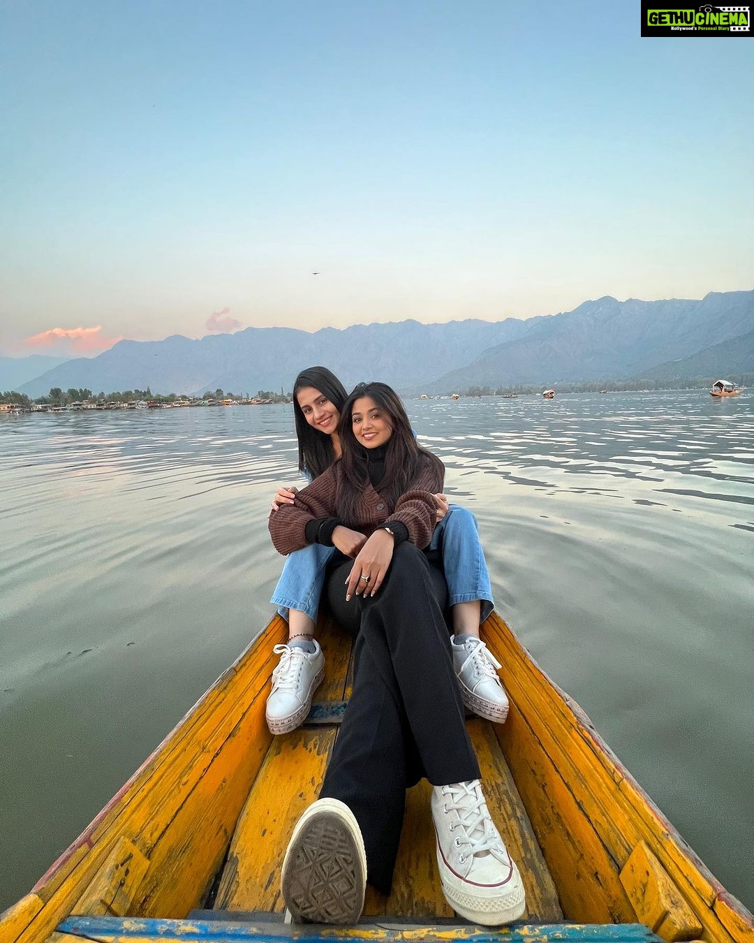 Tanvi Dogra Instagram - Happiest birthday to my beautiful & amazing sister π€β€οΈ You are a great human being, a perfect example of a good valued Indian girl β€οΈ I love you a lot π₯°π«Άπ» Have a great year ahead Dharti mata @idharttibhatt πππ₯³