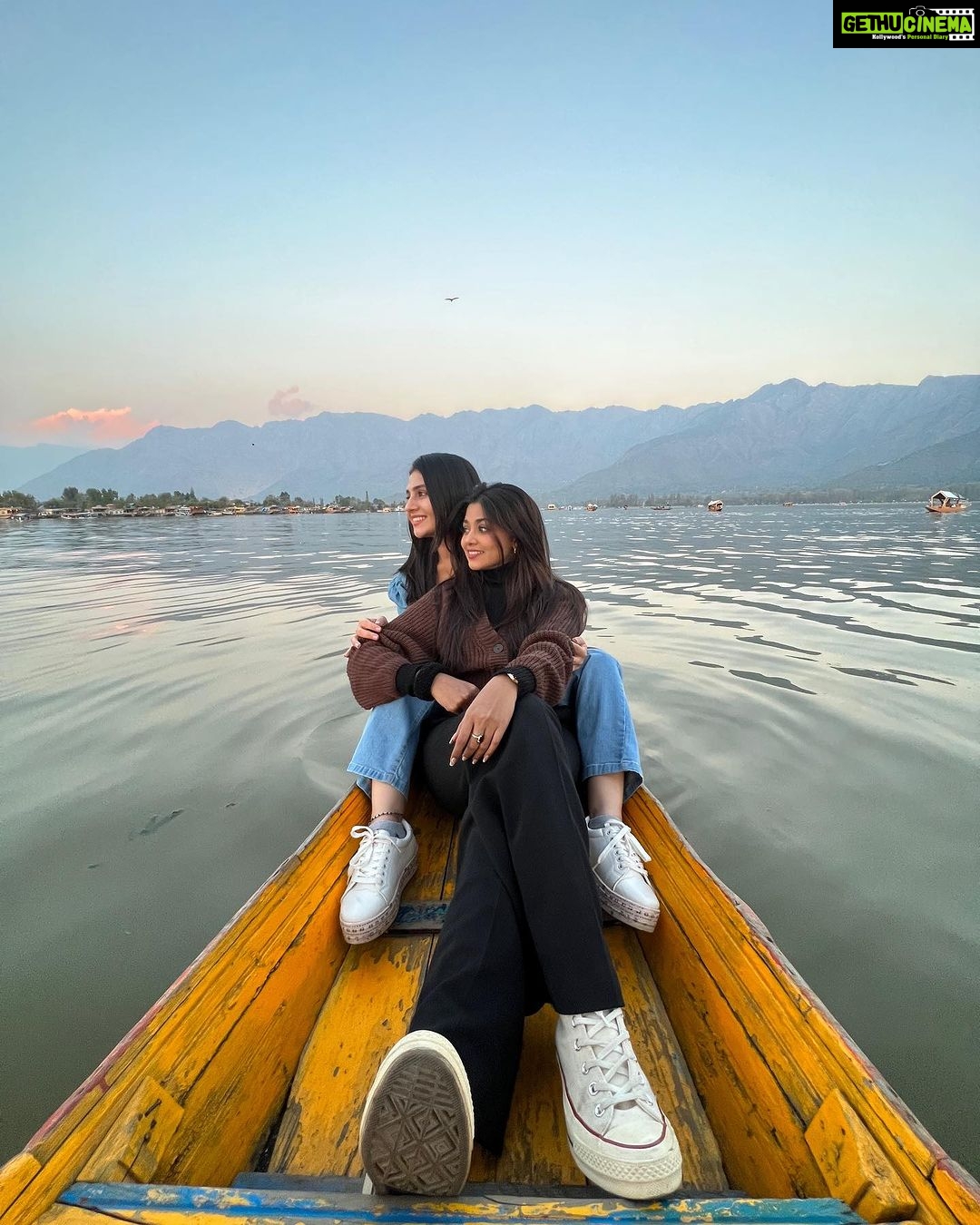 Tanvi Dogra Instagram - Happiest birthday to my beautiful & amazing sister π€β€οΈ You are a great human being, a perfect example of a good valued Indian girl β€οΈ I love you a lot π₯°π«Άπ» Have a great year ahead Dharti mata @idharttibhatt πππ₯³