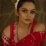 Tanvi Ram Instagram - मनमर्जियां Inframe @tanviram Photographer @jaisonmadany Styled @geethanjali_897 @sandra_resmi Wearing @madebymilankochi Videographer @grapherme Edit @salgu_maan MUA @zara___makeover Technical support @rcanandhu @annica_._