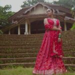 Tanvi Ram Instagram - मनमर्जियां Inframe @tanviram Photographer @jaisonmadany Styled @geethanjali_897 @sandra_resmi Wearing @madebymilankochi Videographer @grapherme Edit @salgu_maan MUA @zara___makeover Technical support @rcanandhu @annica_._