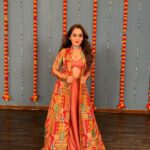 Tanya Sharma Instagram - My fav month My fav season My favourite festival begins 💕🥰 . . Wearing - @jaanvikanabar Studio - @mantras11official #ethnic #indowestern #ganeshchaturthi #festivetime #picoftheday #tanyasharma