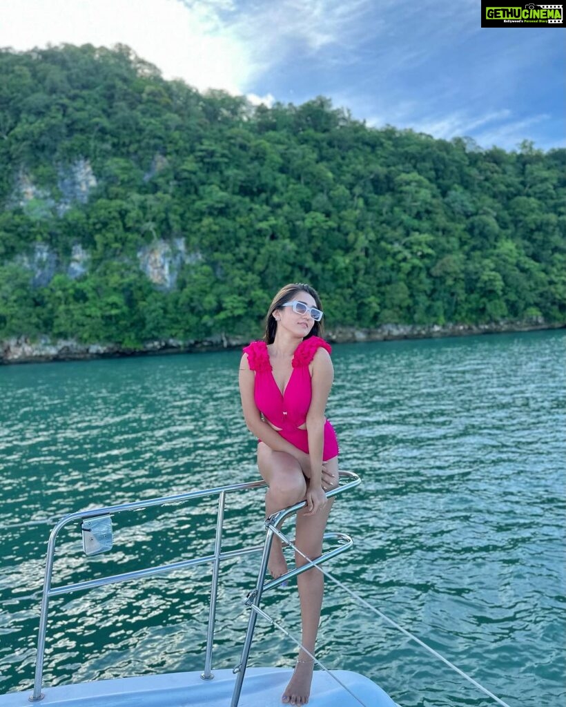 Tanya Sharma Instagram - Tan lines and memories 🩷 A summer to remember 🥹 . . Wearing - @femi9.byas #malaysia #girlstrip #vacation #soulfood #bikini #island #picoftheday #tanyasharma