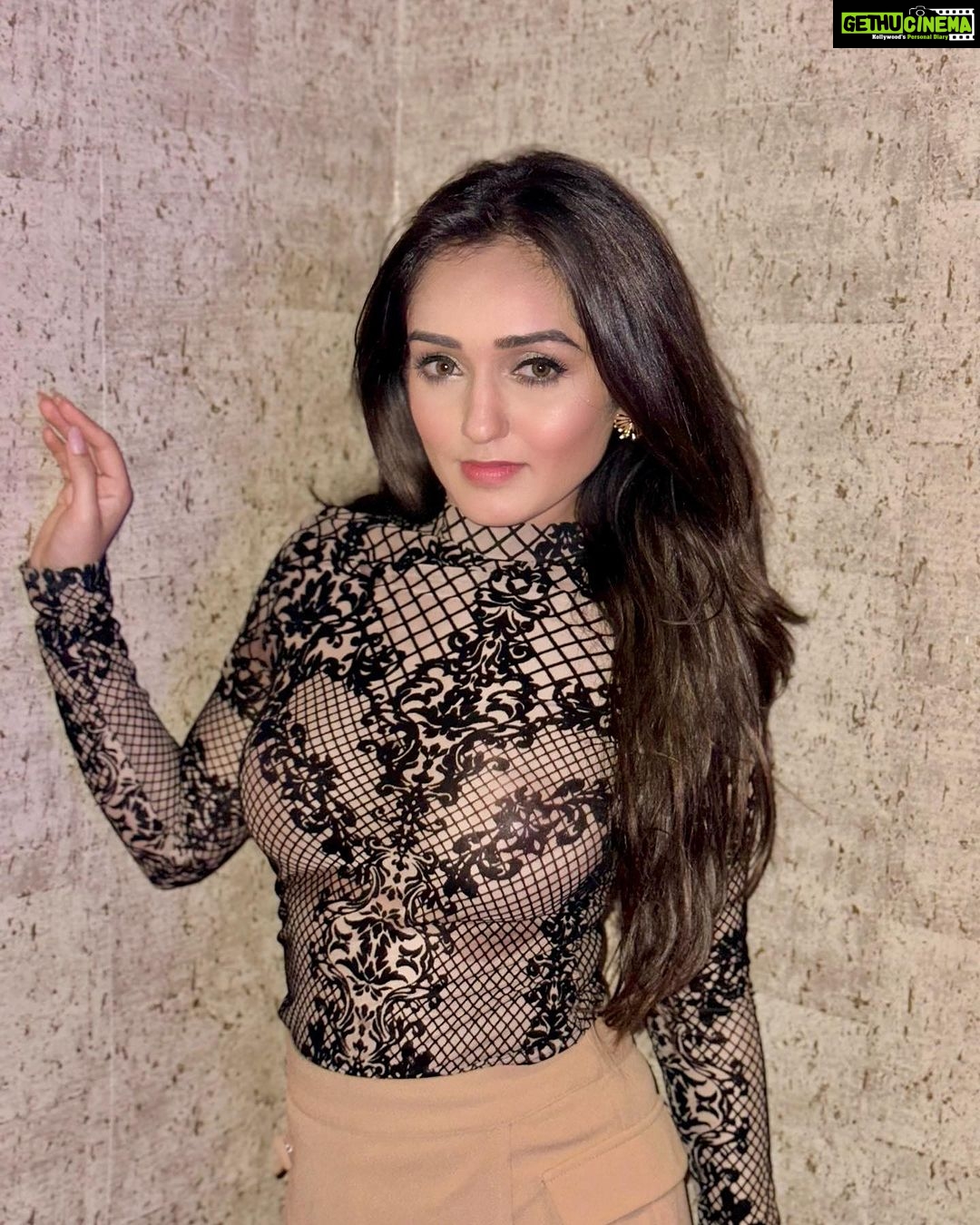 Tanya Sharma Instagram - Come on barbie ! Let’s go party 😎🫶🏻 . . Top - @a_trolley_ofclothes Skorts- @forever21_in #weekend #instagood #ootn #srilanka #love #gratitude #tanyasharma