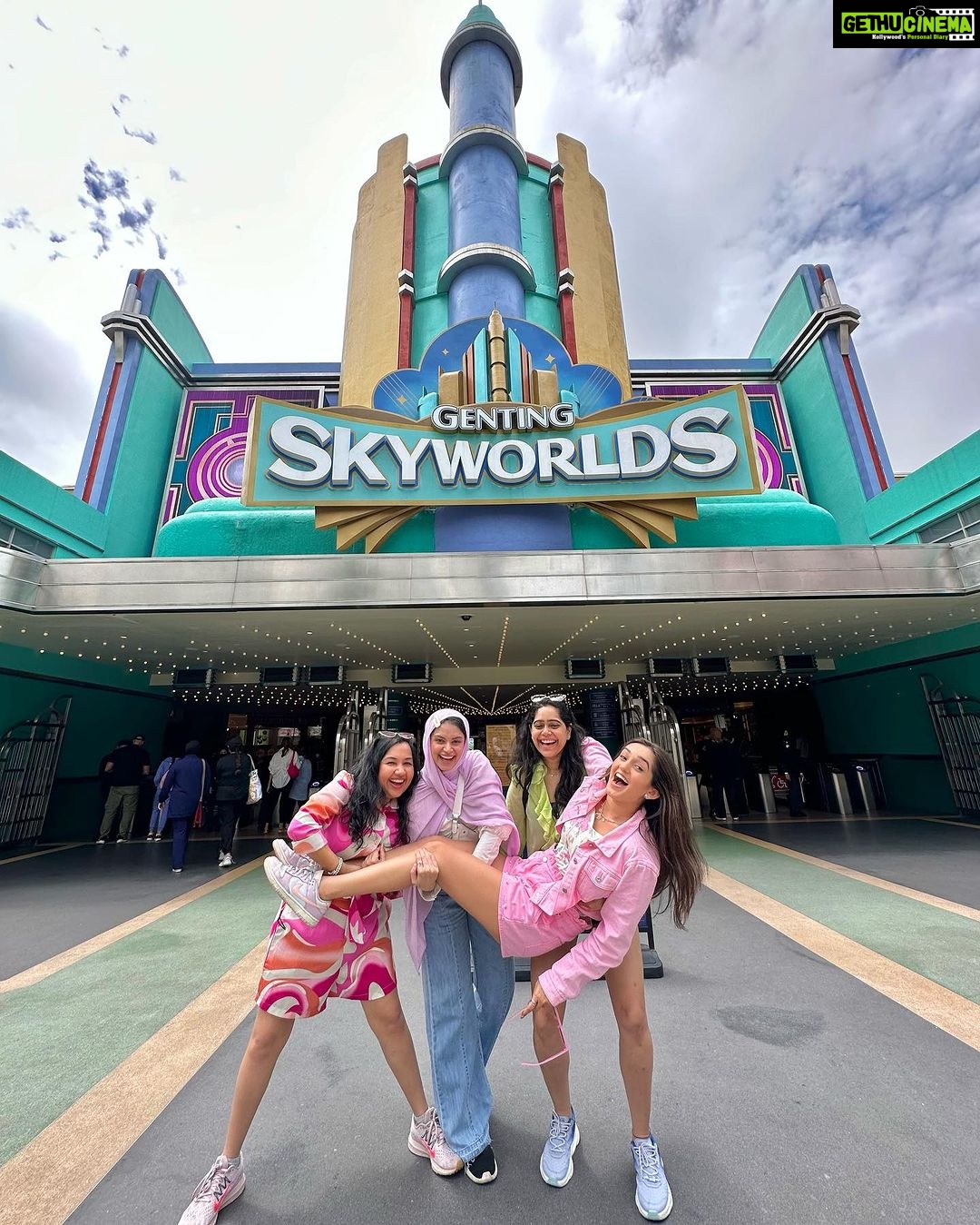 Tanya Sharma Instagram - Core memories made with my best ❤️🌈 what a fun day at the @resortsworldgenting amusement park ! #bestfriends #trip #girlstrip #travel #malaysia #travelgram #barbie Genting SkyWorlds