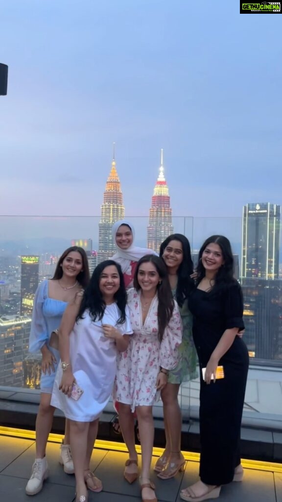 Tanya Sharma Instagram - The girls trip that made it out of the WhatsApp group !!😂🩷💕also the @kayak_in app is my latest secret to travel like a pro because it’s super easy to use.Even if this is an Ad, I really recommend it #SearchOneAndDone! #ad #reels #reelsinstagram #travel #kayak #tanyasharma #girlstrip