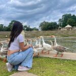 Tanya Sharma Instagram - Feeling good like I should 🌈 . . Swipe right for some quack 🪿 Sri Sri Ravishankar Ashram