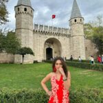 Tanya Sharma Instagram – My travel experience in Istanbul was very much different than my other vacations … it was wonderful exciting tiring exhausting and a very unique experience and I don’t think I can sum up the whole thing with few pictures but I try and hope you’ll like it too 😊💕💃🏼 #istanbul #travel #streets #live #love #travelgram #turkey #tanyasharma Istanbul, Turkey