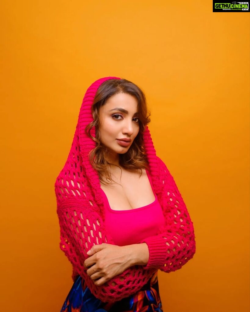 Tejaswi Madivada Instagram - "I have a lot of growing up to do. I realized that the other day inside my fort." —Zach Galifianakis Outfit :@threadsapp